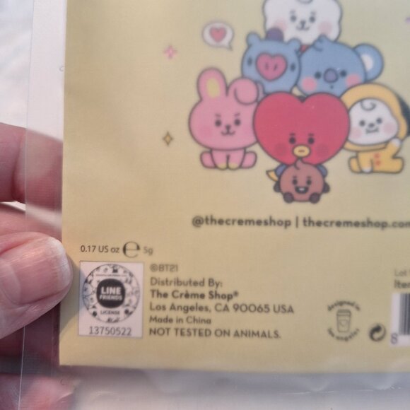New In Package The Creme Shop x BT21 Stuck On U Tata V 2 Hair‎ Grips Set Red - Picture 7 of 8